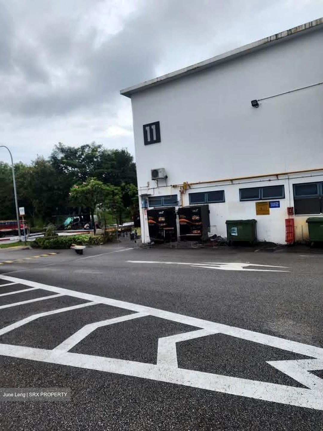 Bartley Biz Centre (D14), Factory #532968101